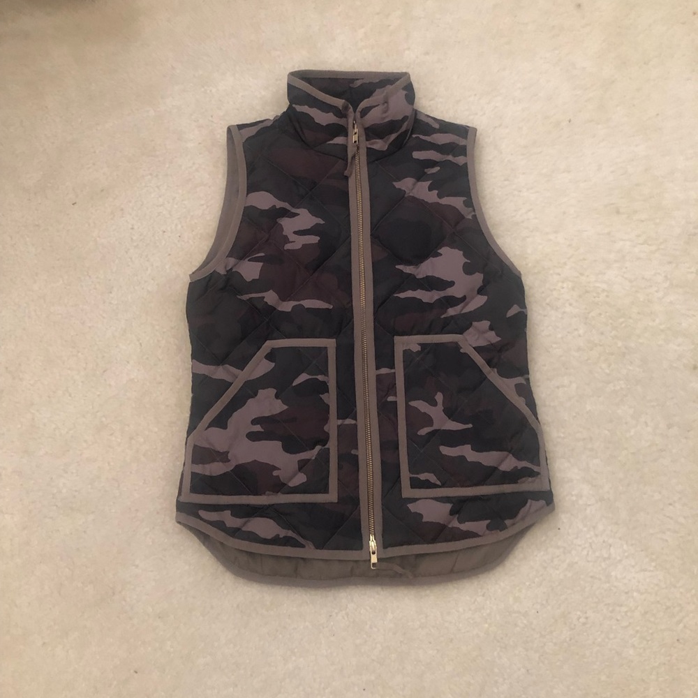 J Crew Camo Puffer Vest